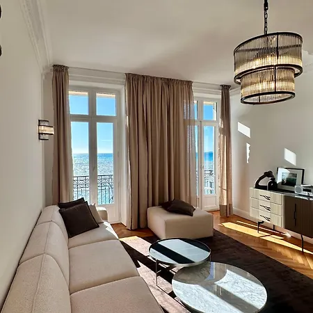 Quai Promenade View Balcony With Breathtaking View Apartman